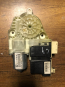 Citroen C4 çıkma cam motoru