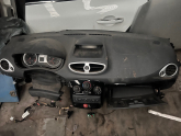 Renault Clio 3 Dolu Göğüs Çıkma