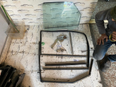 Oto Çıkma Parça / Ford / Escort / Oto Cam / Kapı Camları / Çıkma Parça 