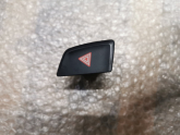 Oto Çıkma Parça / Audi / Q5 / Elektrik / Dörtlü Flaşör Düğmesi / Çıkma Parça 