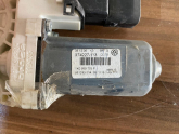 Oto Çıkma Parça / Volkswagen / Passat / Oto Cam / Cam Motoru / Çıkma Parça 