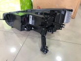 Oto Çıkma Parça / Seat / Leon / Far & Stop / Sağ Ön Far / Çıkma Parça 