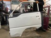 Oto Çıkma Parça / Mitsubishi / L300 / Kaporta & Karoser / Sol Ön Kapı / Çıkma Parça 