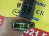 Oto Çıkma Parça / Kia / Sportage / Elektrik / Koltuk Düğmesi / Sıfır Parça 