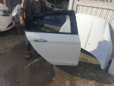 Oto Çıkma Parça / Fiat / Egea / Kaporta & Karoser / Sağ Arka Kapı / Çıkma Parça 