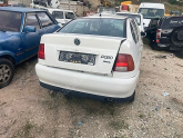 Volkswagen Polo classic 1.6 hasarlı parça satılık çıkma parç
