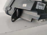 Oto Çıkma Parça / Volkswagen / Amarok / Far & Stop / Sağ Ön Far / Çıkma Parça 