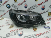 Oto Çıkma Parça / Peugeot / 208 / Far & Stop / Sağ Ön Far / Çıkma Parça 