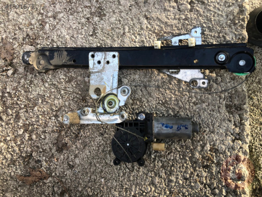VOLVO S80 CAM MOTORU SAĞ ARKA ÇIKMA