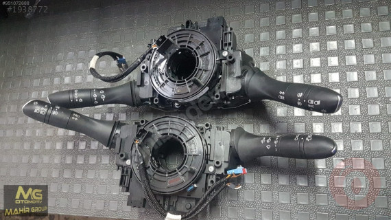 RENAULT MEGANE 4 SİNYAL KOLU