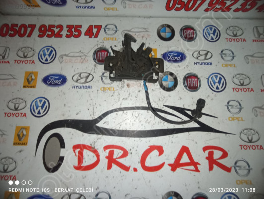 RENAULT MEGANE 4 KAPUT KİLİDİ ÇIKMA PARÇA