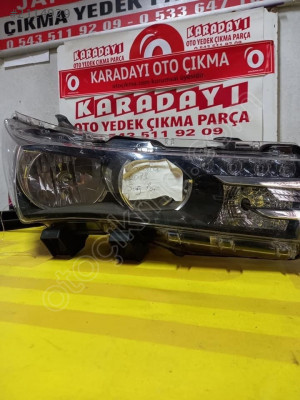 Toyota coralla 2013 20018 far takımı çıkma