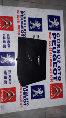 PEUGEOT 301 ORJİNAL ÇIKMA TORPİDO KAPAĞI