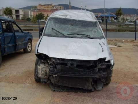 Volkswagen Caddy 2005 hasarlı parça satılık çıkma parça