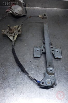 volkswagen polo çıkma sol arka cam krikosu