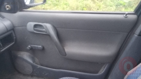 1996 model skoda felicia sökme sağ ön kapı döşemesi