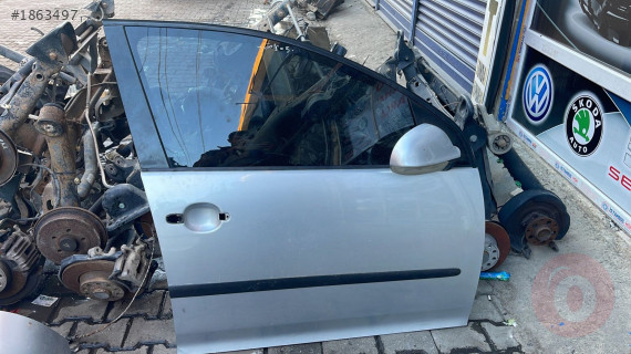 2004-09 VW GOLF 5 SAĞ ÖN KAPI HATASIZ ORJ ÇIKMA