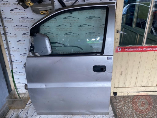 HYUNDAİ STAREX SOL ÖN KAPI CAMI ORJİNAL ÇIKMA