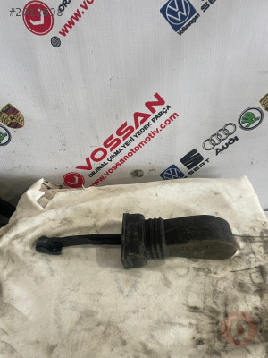 Audi A4 Kapı Gergisi Sag Taraf 8k0837267b Çıkma Parça