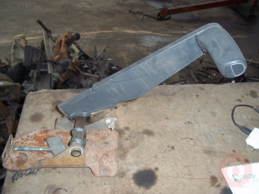 SUZUKİ SWİFT EL FREN KOLU,SWİFT EL FREN KOLU,SWİFT ÇIKMA