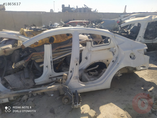Hyundai Accent blue sol arka çamurluk marşbiyel