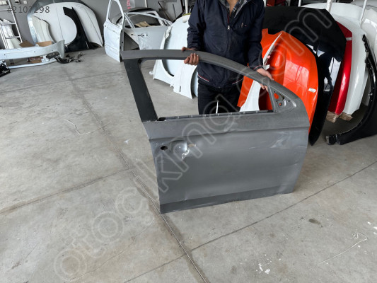 Peugeot 301 c elyse sağ ön kapı