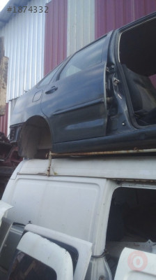 volkswagen polo sağ arka kapı dolu