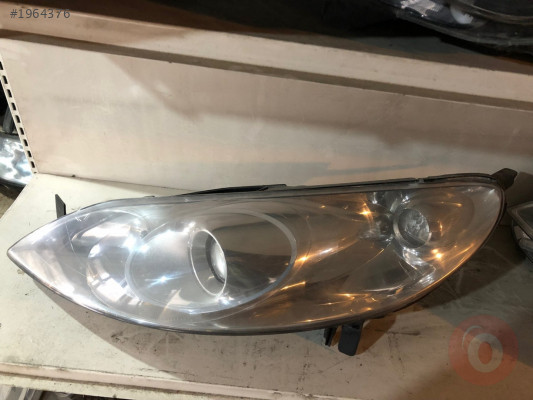 PEUGEOT 407 MERCEKLİ SOL FAR 0301213271