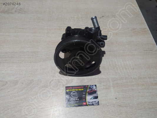 Nissan Sunny Orjinal Direksiyon Pompası 90-93 ÇIKMA