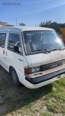 Mazda 2200 sağ ön kapı çıkma parça