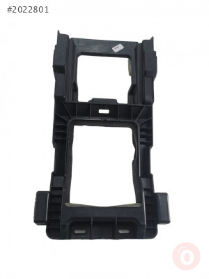 575864225B ORTA KONSOL VİTES DEĞİŞTİRME BRAKETİ SEAT ATECA 2