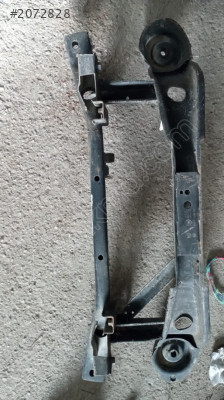 FORD FOCUS 2 2004-2011 ARKA TRAVES.4N51-K067