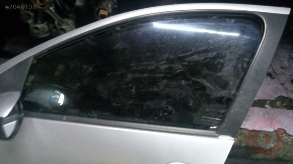 peugeot 206 çıkma sol ön kapı camı