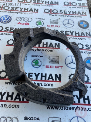 1K4868102D vw jetta 2008 sağ ön kapı kartonu iç köpüğü