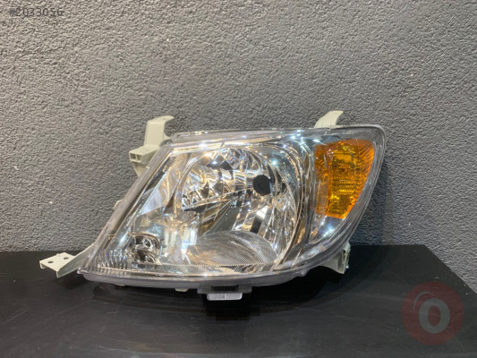 SİNCAR OTO’DAN TOYOTA HİLUX 2006-2012 SOL FAR