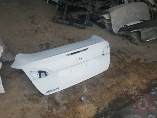 2015/2018 FORD FOCUS BEYAZ ARKA BAGAJ KAPUTU ORJİNAL