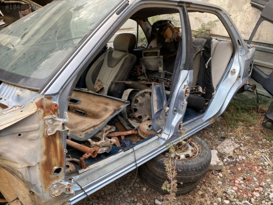 TOYOTA COROLLA SOL ÖN KAPI MENTEŞESİ 1988-1992 MODEL ORJİNAL
