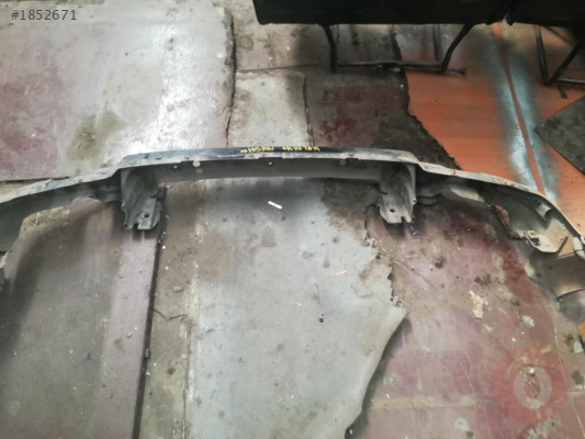 Nissan skystar ön tampon demiri