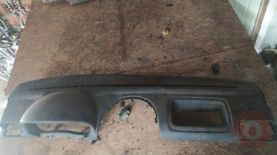 Clio 1 torpido üstü çıkma