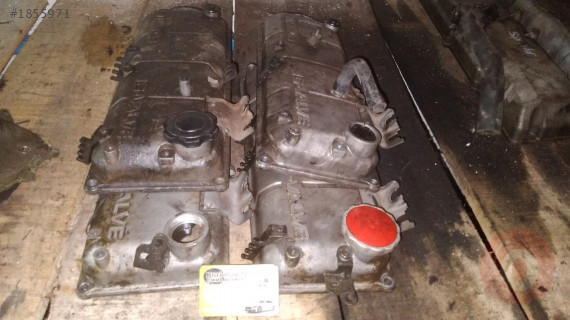 mazda 323 sedan çıkma külbütör üst kapak