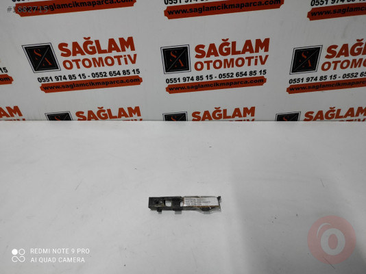 VW PASSAT 05-11 ÇIKMA  SAĞ ÖN TAMPON BRAKETİ OEM; 3C0807184