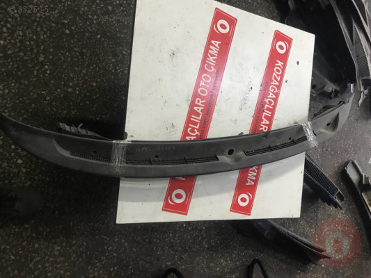 OPEL ASTRA F CAM ÖNÜ IZGARASI