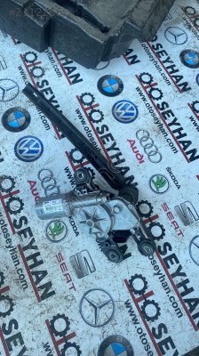 5G0955711C vw tiguan bagaj silecek motoru