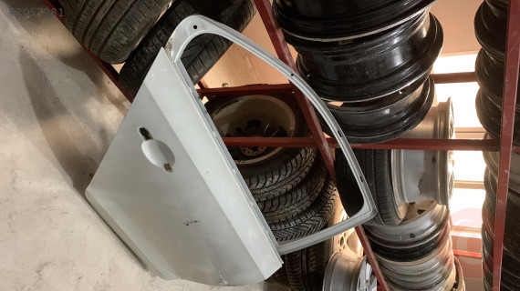 VW JETTA ÇIKMA ORJİNAL SAĞ ARKA KAPI
