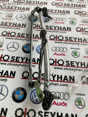 658955023B skoda kamiq 2021 ön silecek mekanizması