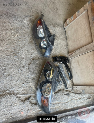 Nissan almera sağ sol takım far orijinal