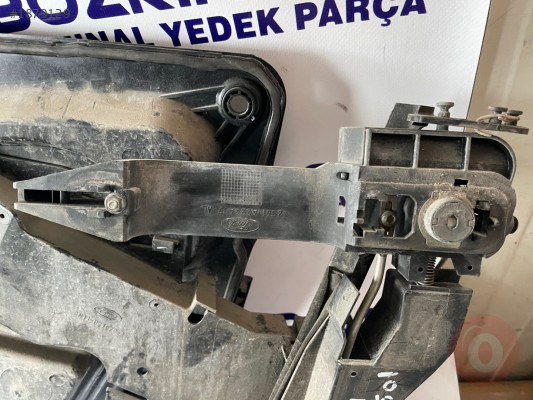 Fusıon sol ön kapı kolu iç takviye 2s61 A224A37