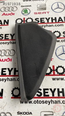 654857503A skoda kamiq scala sol göğüs yan kapağı kaplaması