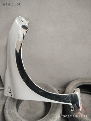 CLİO 4 SAĞ ÖN ÇAMURLUK