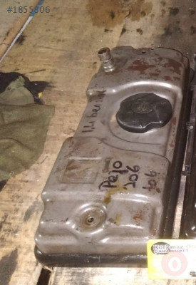 citroen saxo 1.4 çıkma külbütör kapağı benzinli